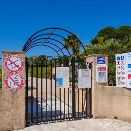 House With Panoramic Sea View And Swimming Pool Holiday home *